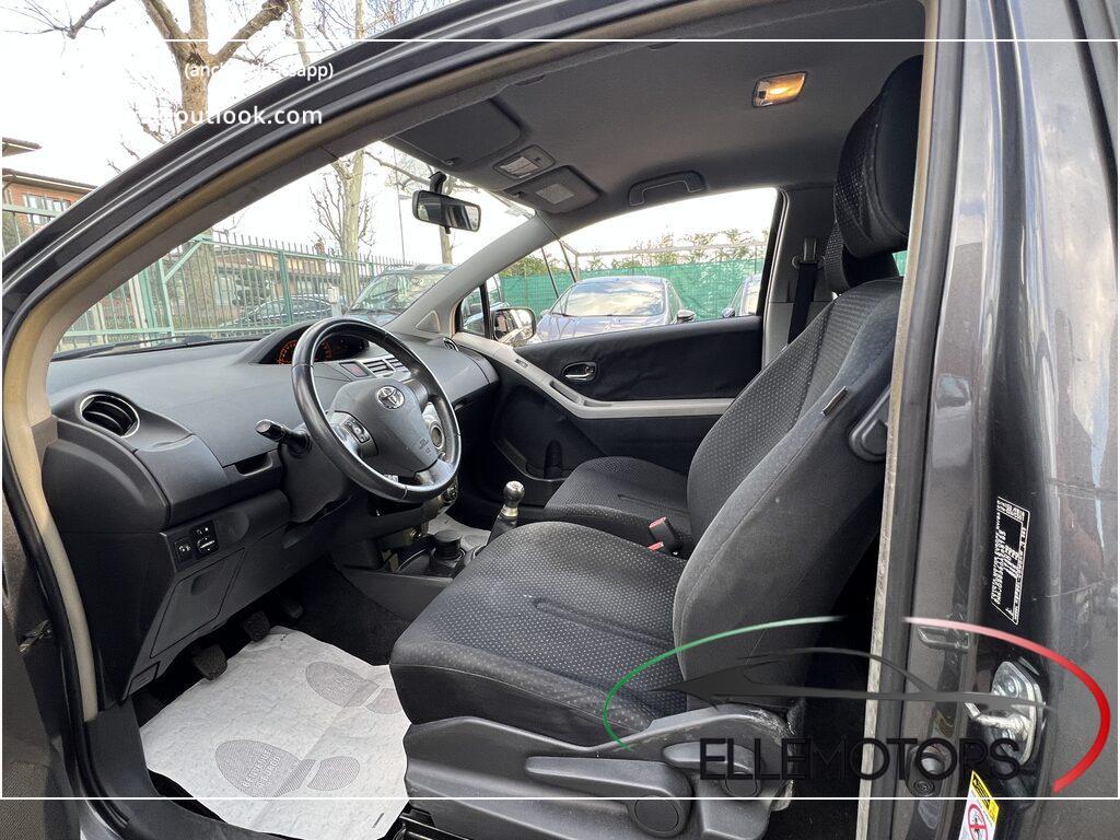 Toyota Yaris 3 Porte 1.0 Sol