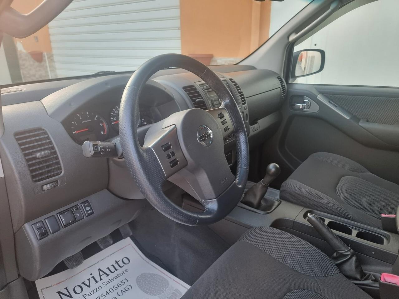 Nissan Navara 2.5 dCi 190CV