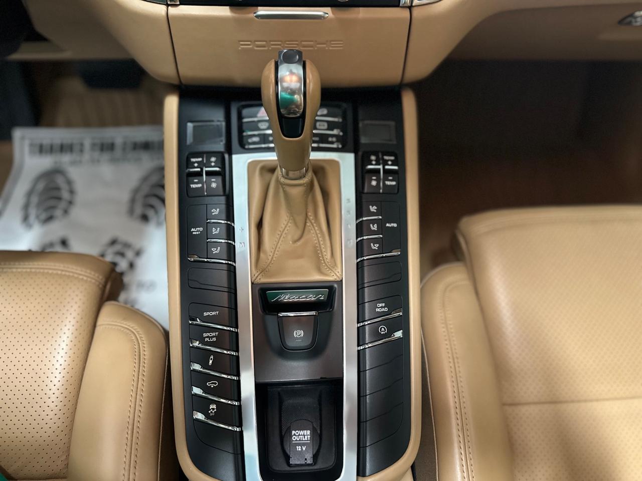 Porsche Macan 3.0 S Diesel TETTO PANORAMA FULL OPTIONAL