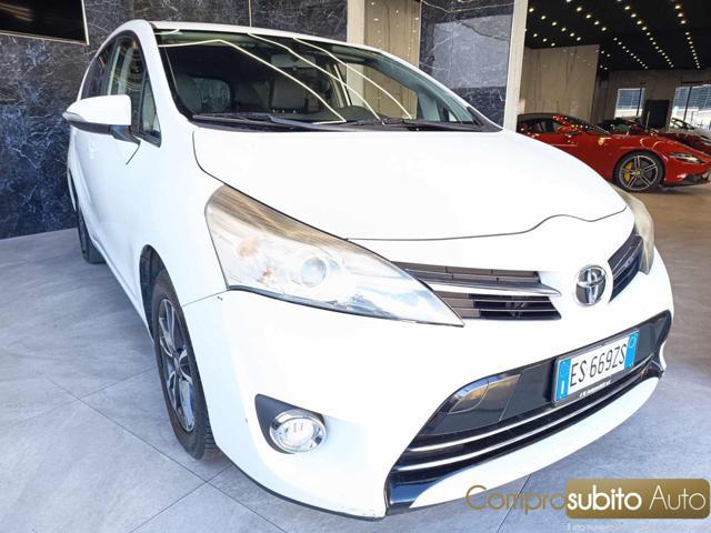 TOYOTA Verso 2.0 D Active 7 posti