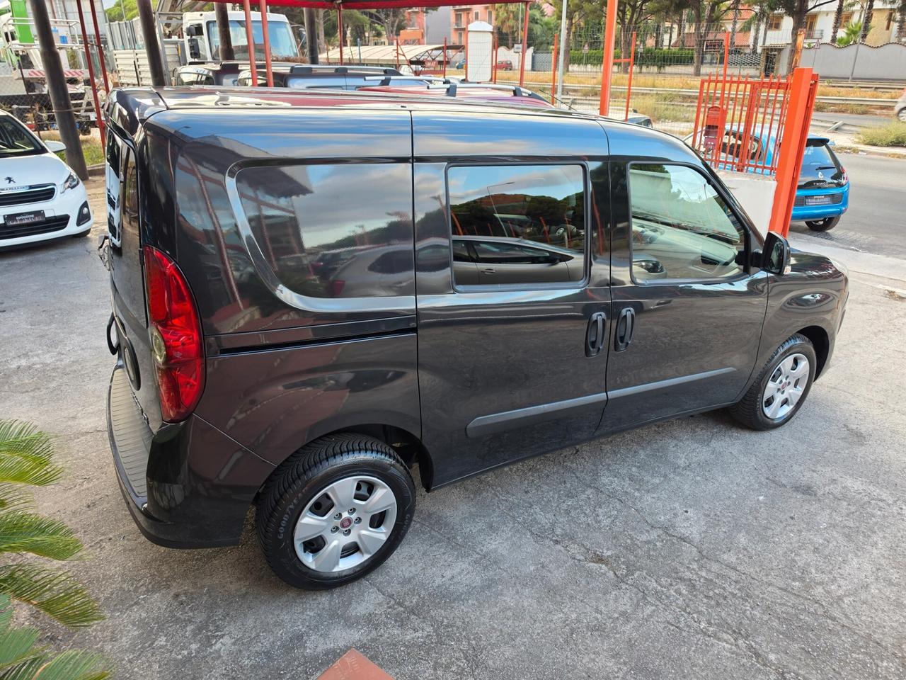Fiat Dobló 1,6 diesel 11/2013 Cv105