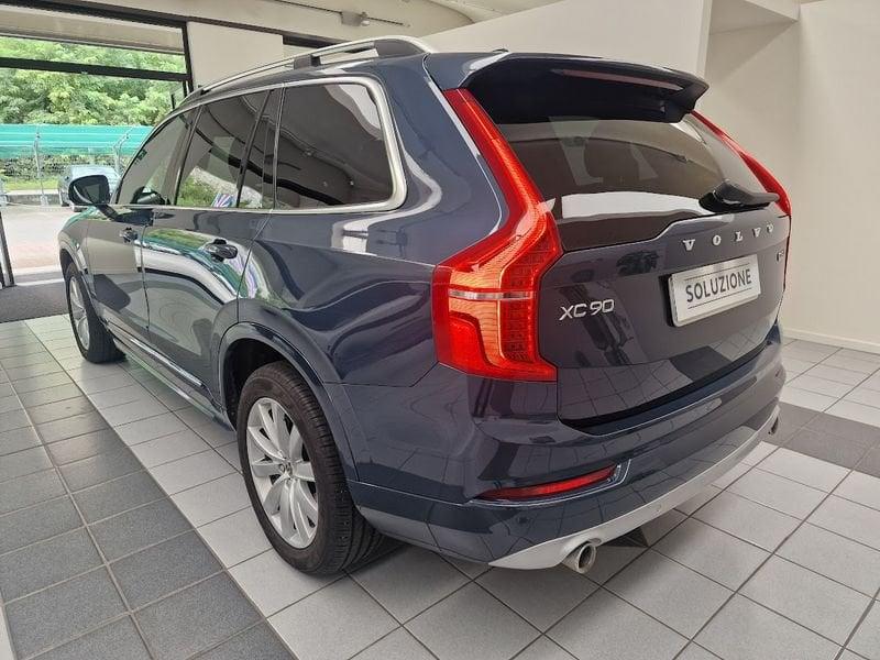 Volvo XC90 D5 AWD Geartronic 7 posti Momentum Euro 6 D-Temp