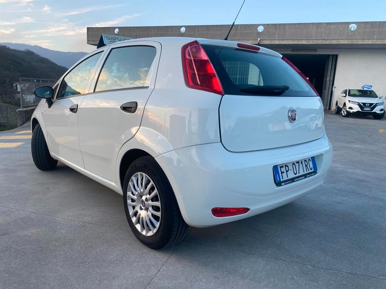 Fiat Punto benz/GPL 1.4 fire 77 CV Street 2018