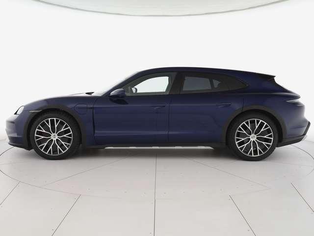 Porsche Taycan cross turismo 4s