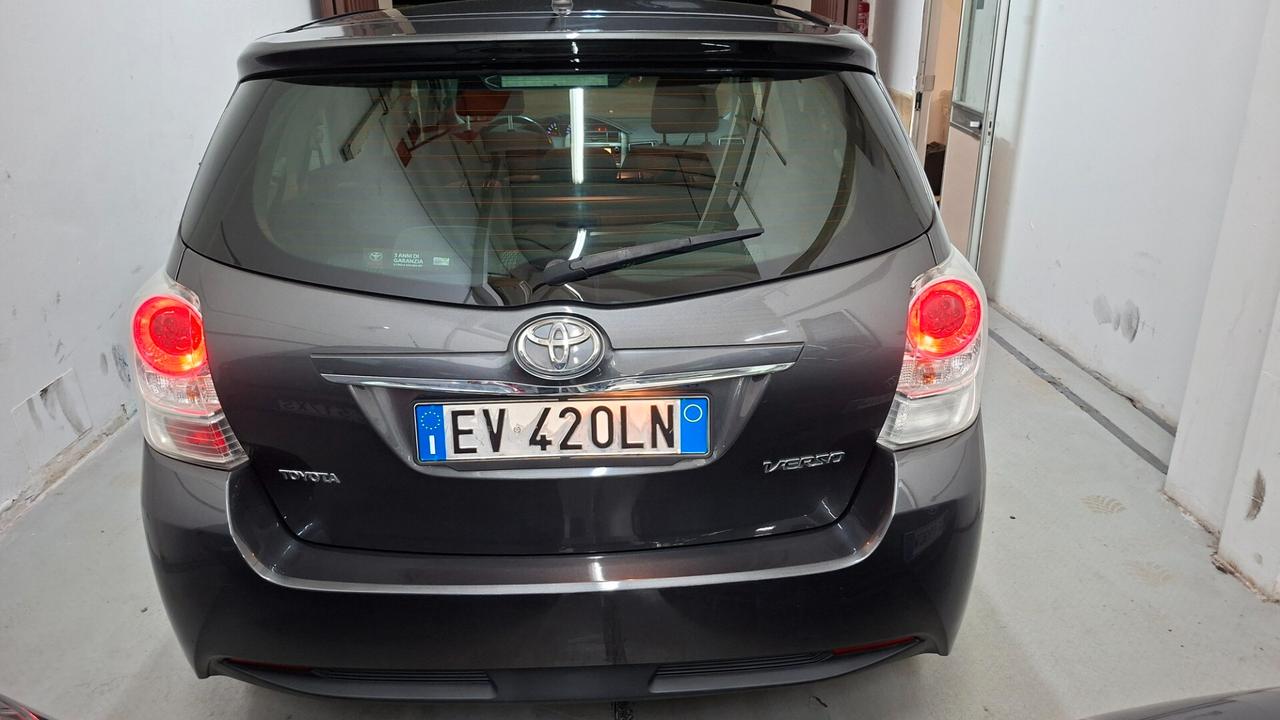 TOYOTA VERSO 2014 1.6DIESEL 7POSTI TETTO PANORAMICO