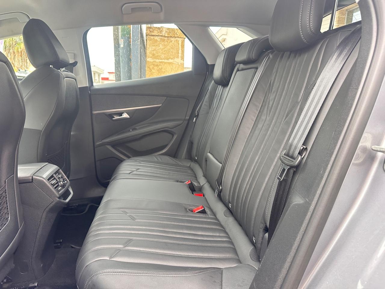 Peugeot 3008 Allure -2020 LED/PELLE/AMBIENT