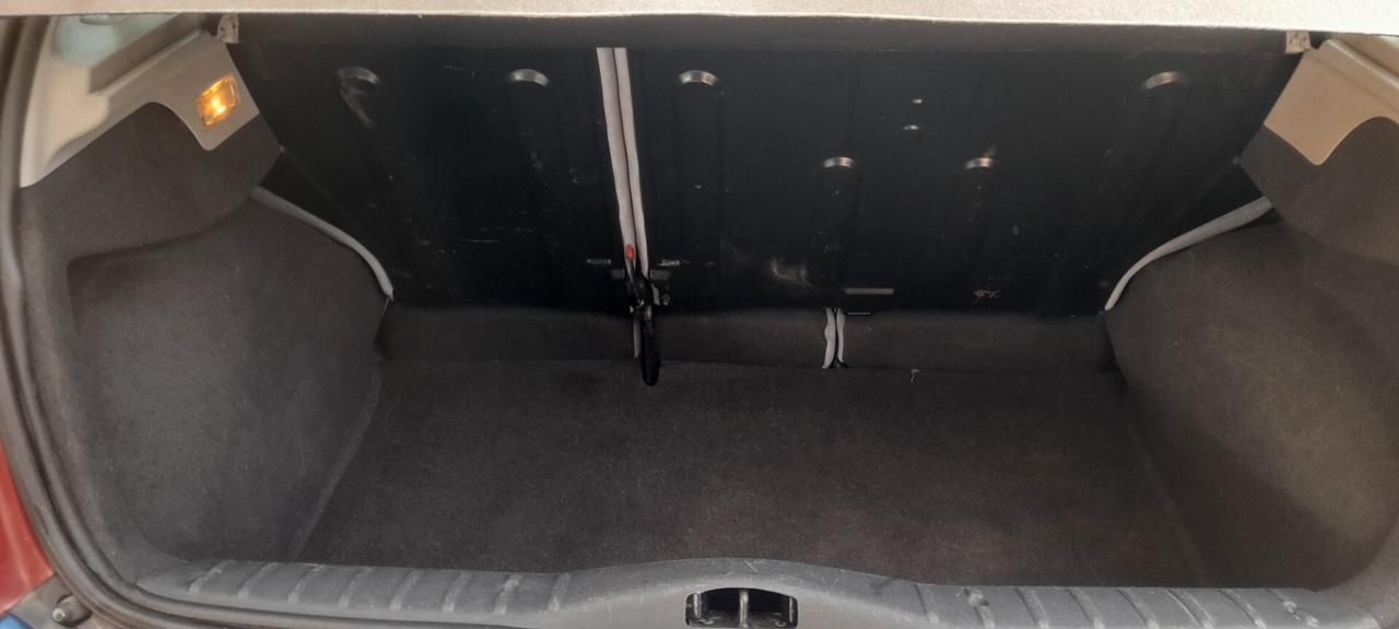 Citroen C3 1.4 HDi 70CV Elegance