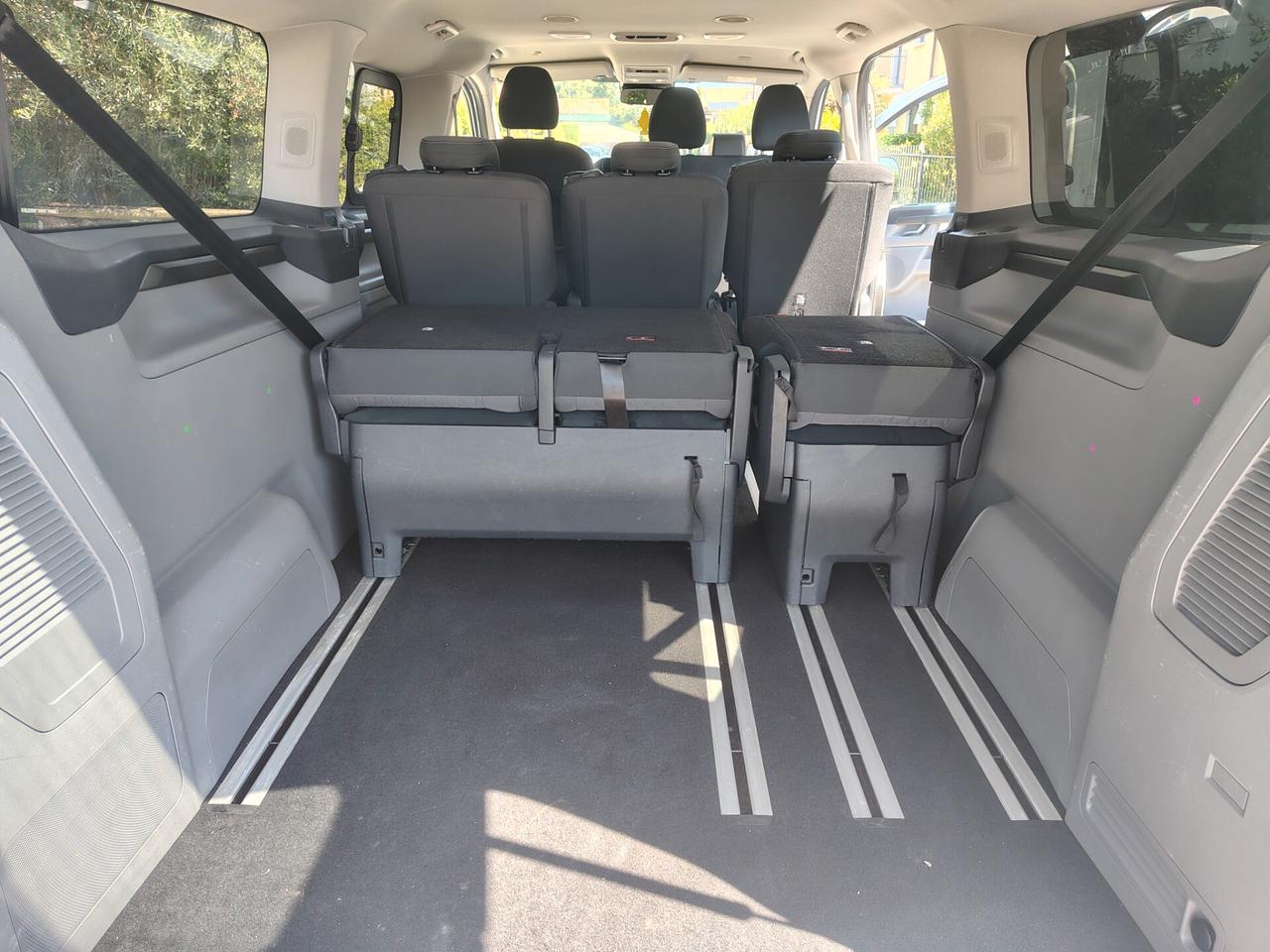 Ford Tourneo Custom 2.0 ecoblue 136cv Titanium 6m L2H1 Minivan