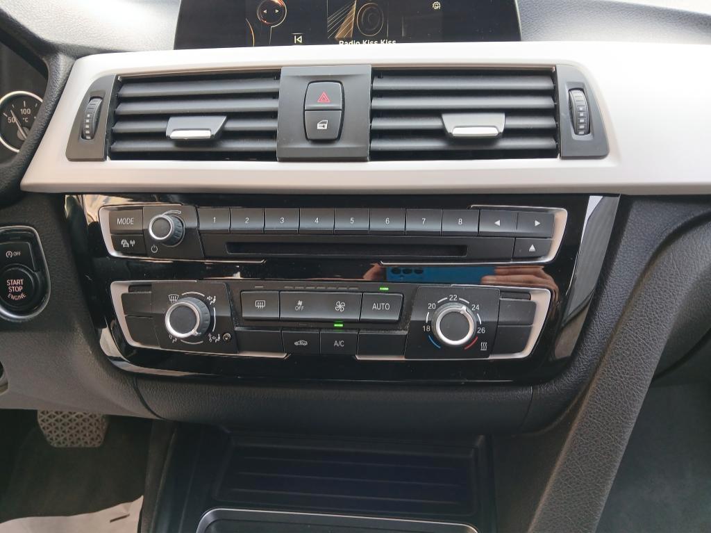 BMW 320 d Touring auto