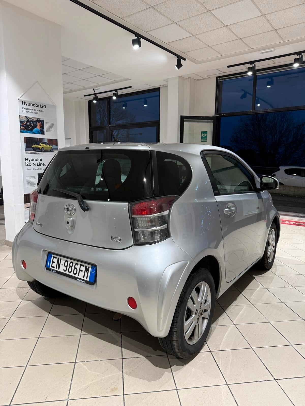 Toyota iQ 1.0 Sol