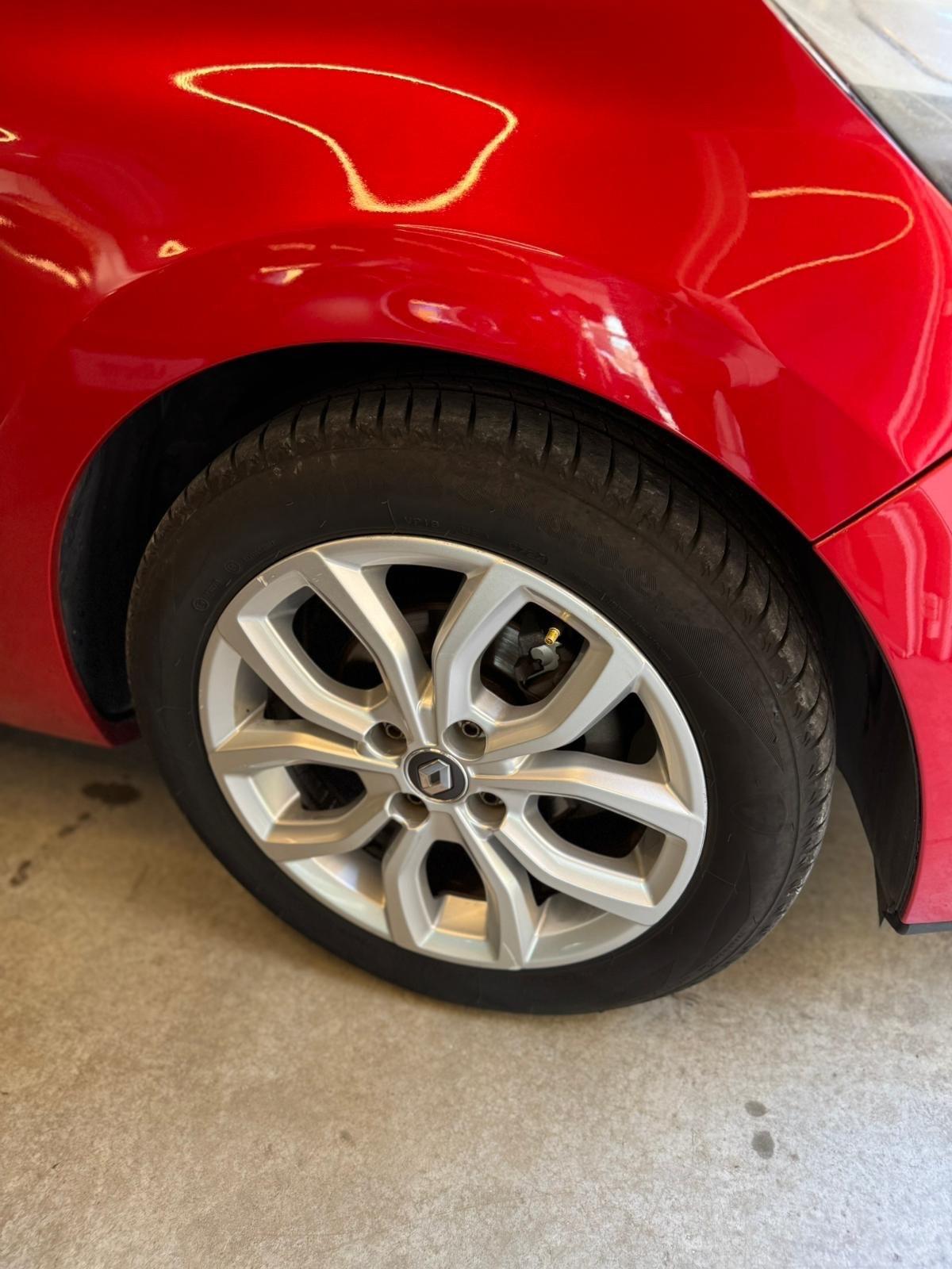 Renault Clio dCi 8V 90CV EDC Start&Stop 5 porte Energy Intens