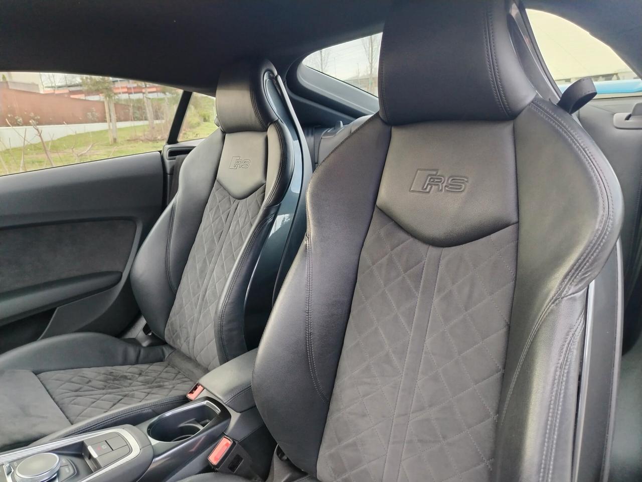 Audi TT RS Coupé 2.5 TFSI quattro S tronic