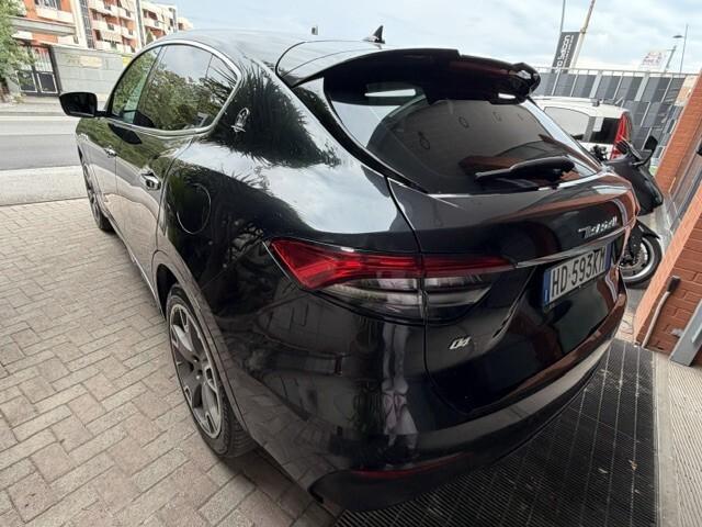 Maserati Levante V6 350 CV Q4 Gransport