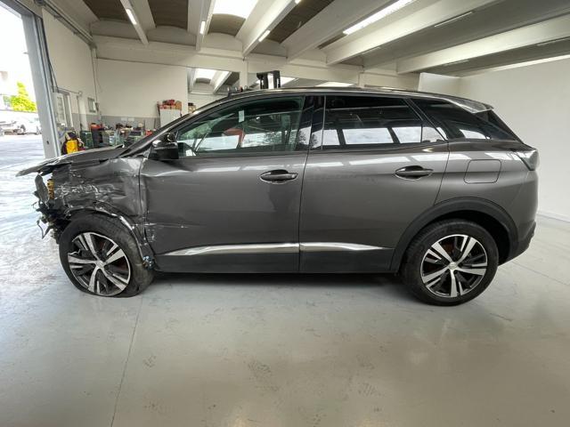 PEUGEOT 3008 HYBRID4 300CV E-EAT8 ALLURE PACK