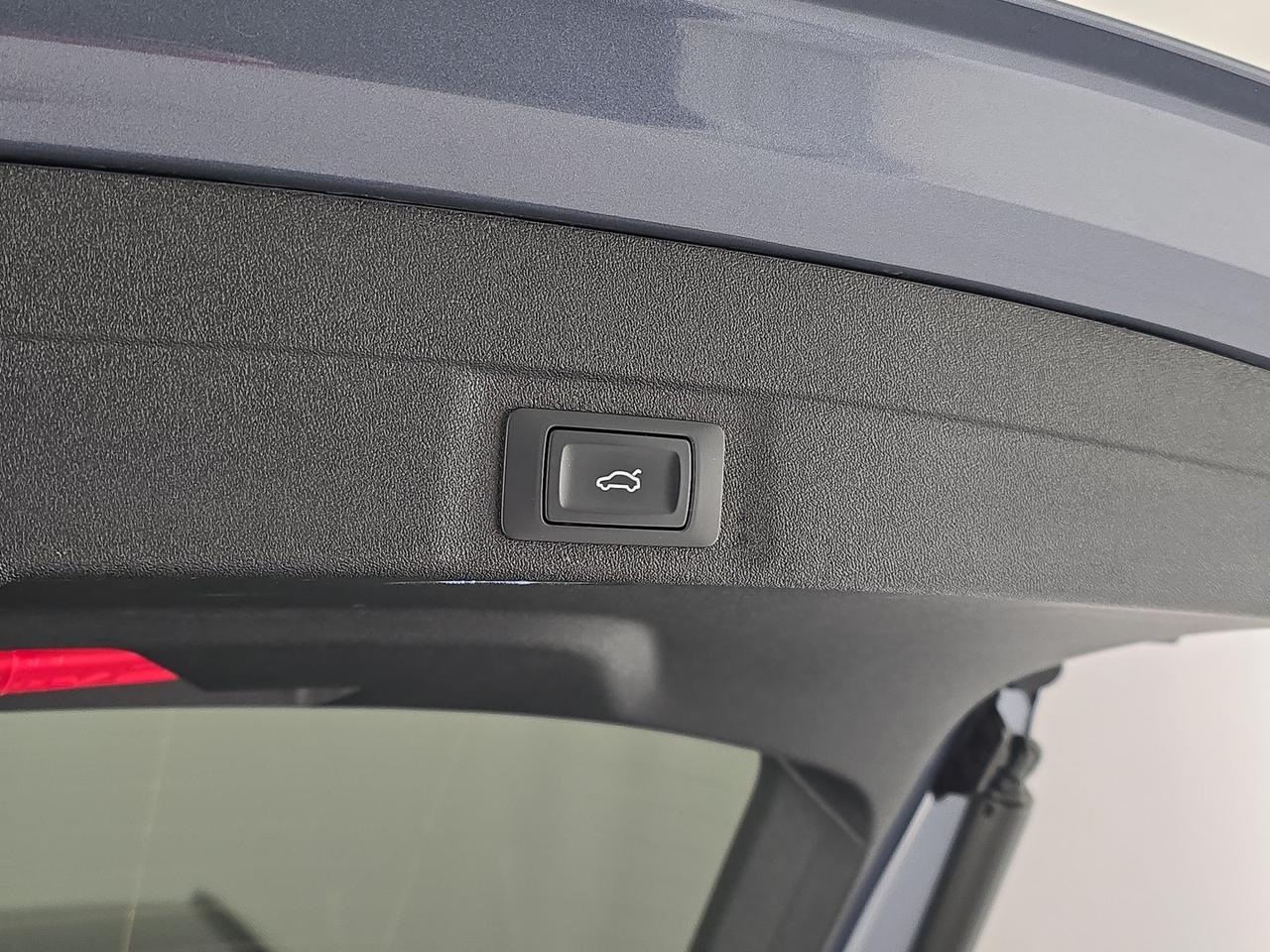 Audi A5 avant 2.0 tdi mhev+ business advanced 204cv s-tronic