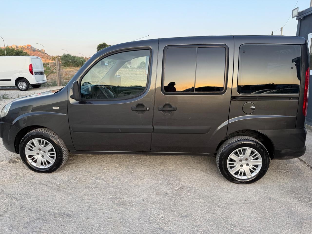 Fiat Doblo Doblò 1.3 MJ 16V Combi 5 p.ti SX