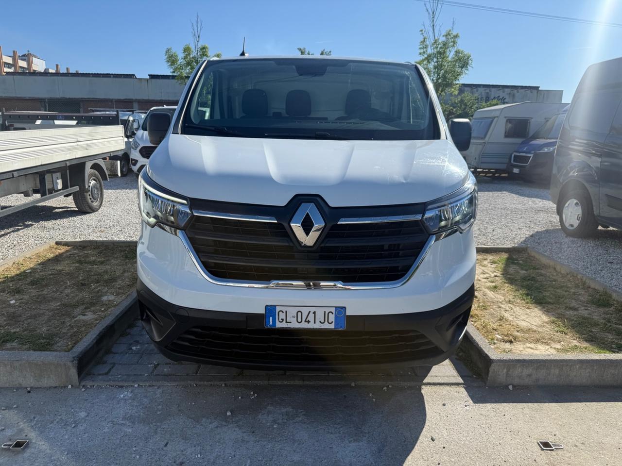 Renault Trafic T28 2.0Dci 110Cv Iva Compresa