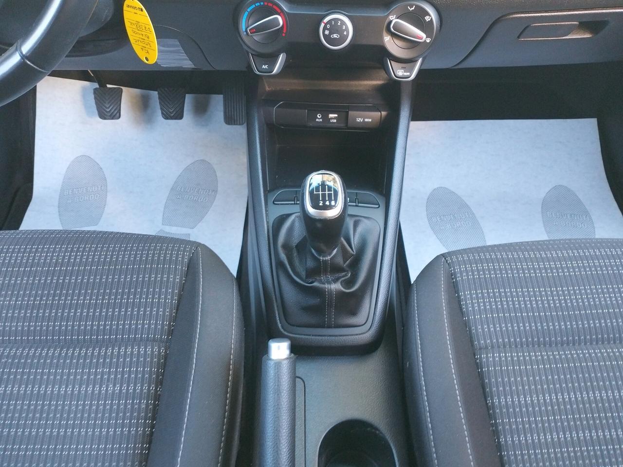 Kia Stonic 1.4 MPI 100 CV Style