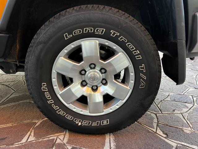 TOYOTA Land Cruiser FJ