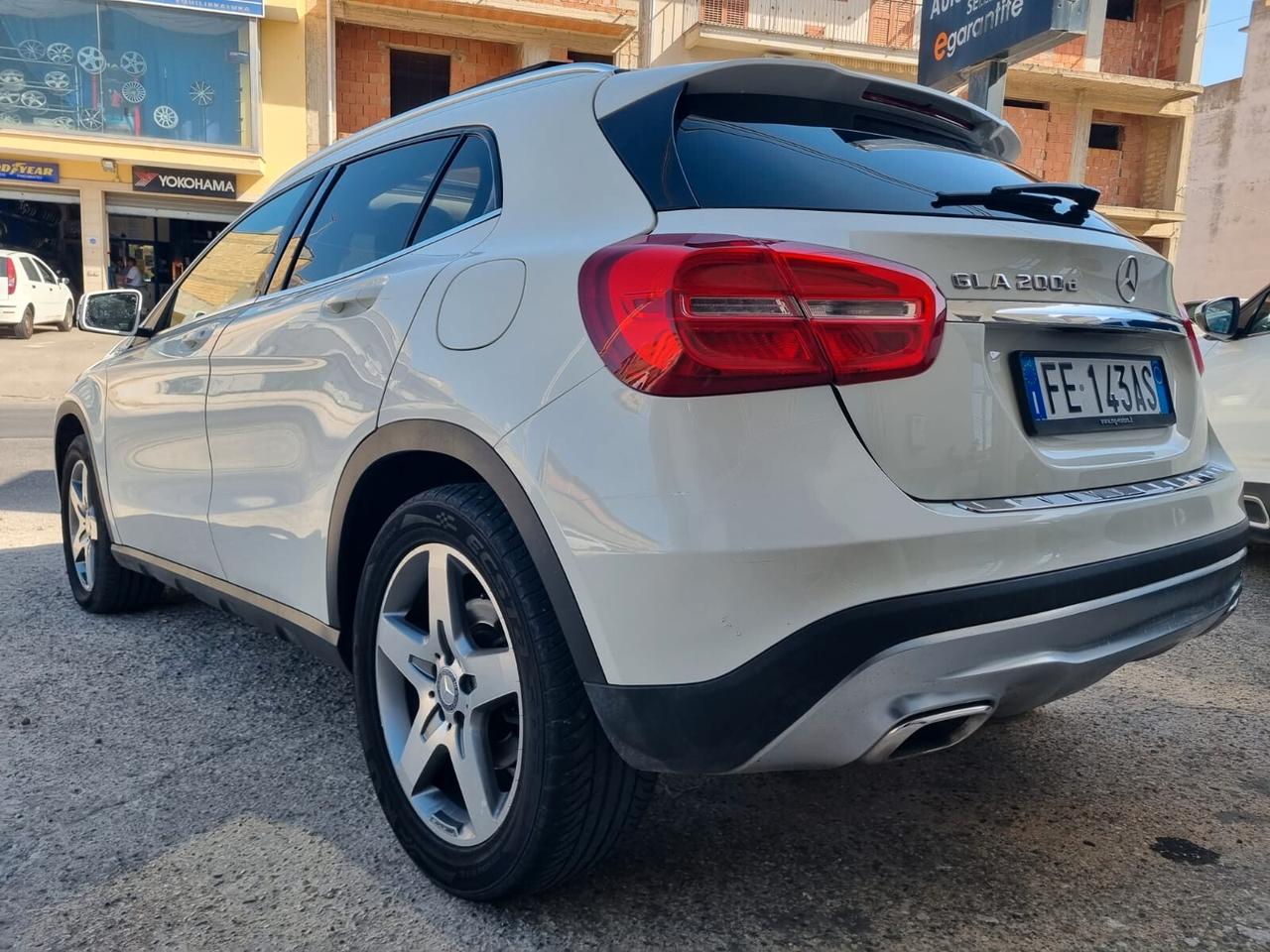 Mercedes-benz GLA 200D Tetto apribile. SUPER PROMO ESTATE 2025