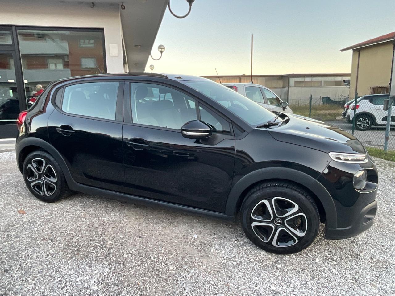 Citroen C3 PureTech 82 Shine