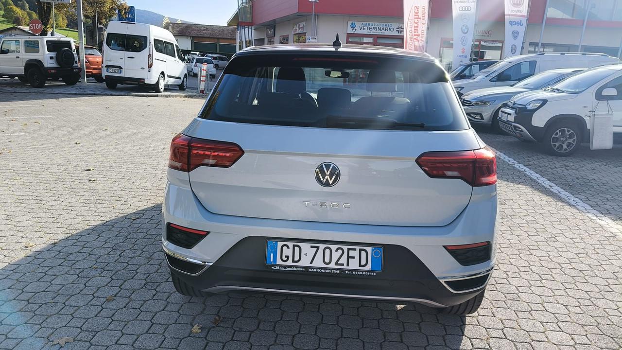 VOLKSWAGEN T-ROC 1.5 TSI 150CV MANUALE GANCIO TRAINO
