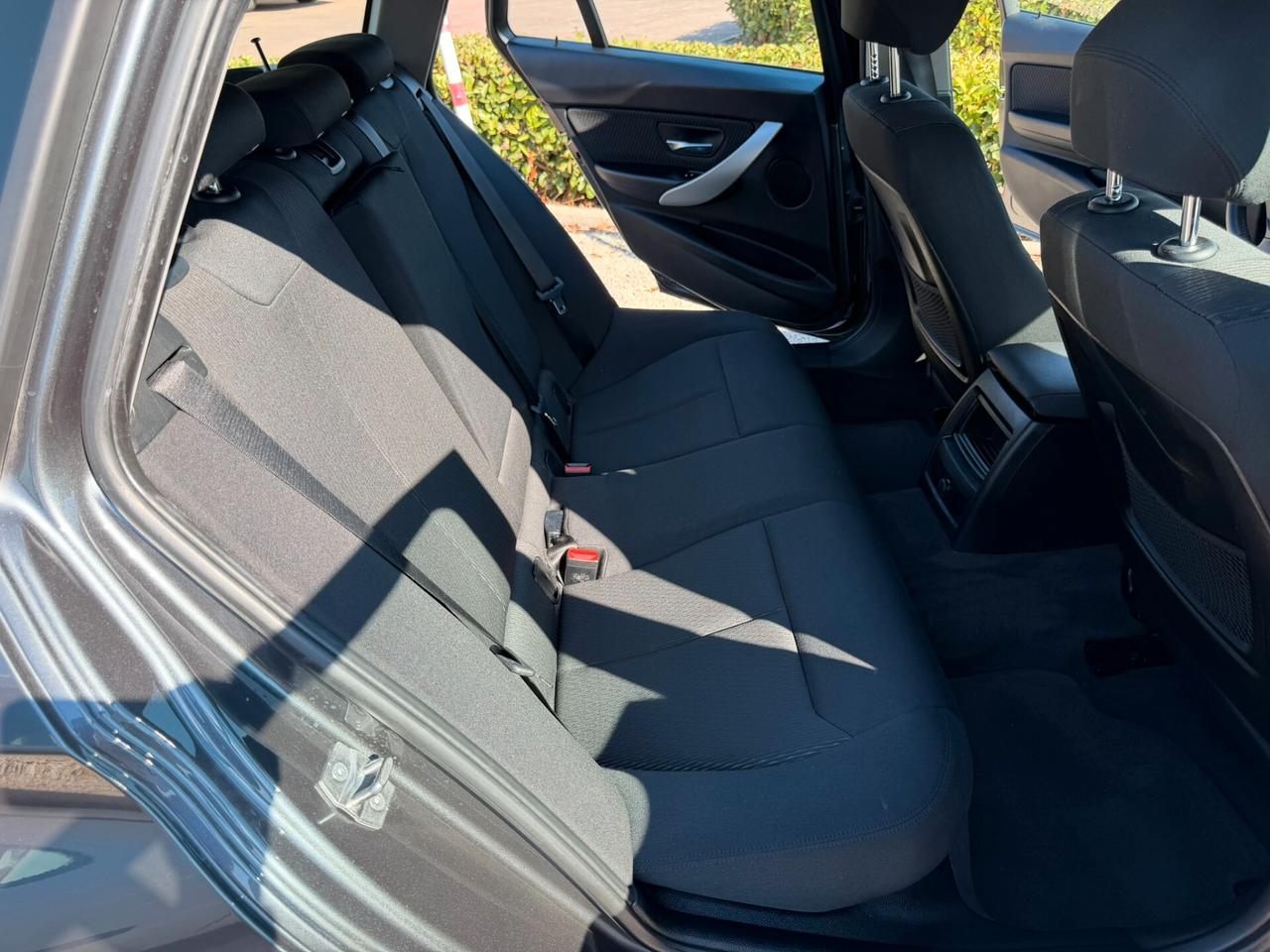 Bmw 320d Touring Business Advantage aut.