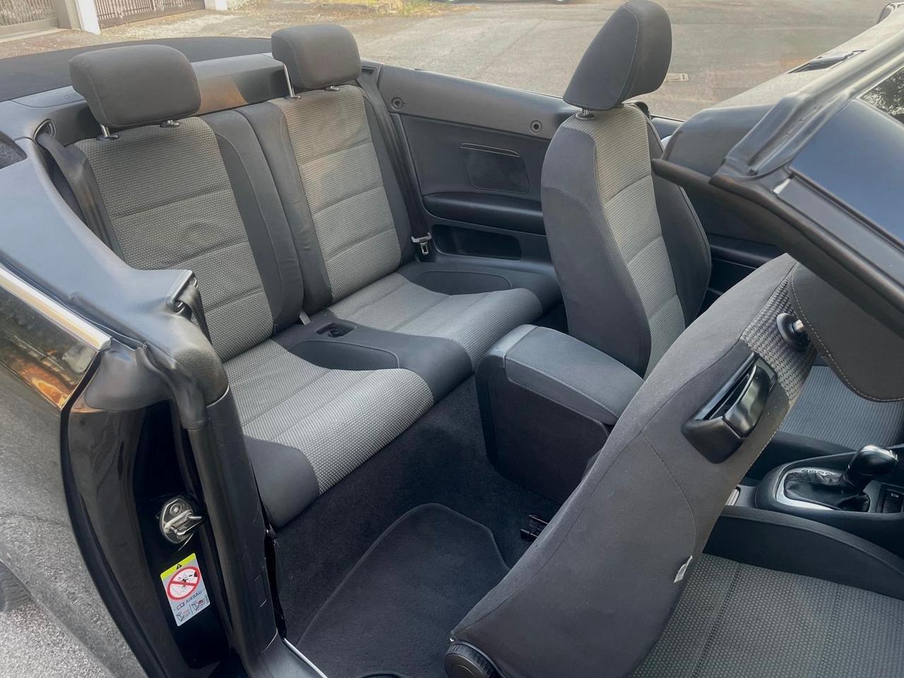 Volkswagen Golf Cabriolet 2.0 TDI DSG BlueM. Tech. 2013