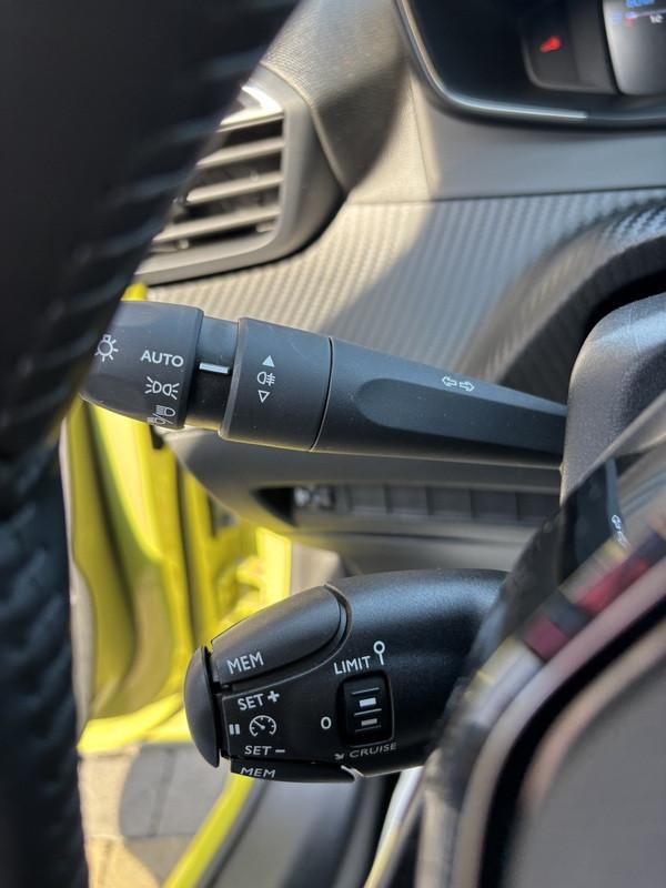 Peugeot 208 1.2 puretech Allure s&s 100cv LED-APP CONNECT-16"