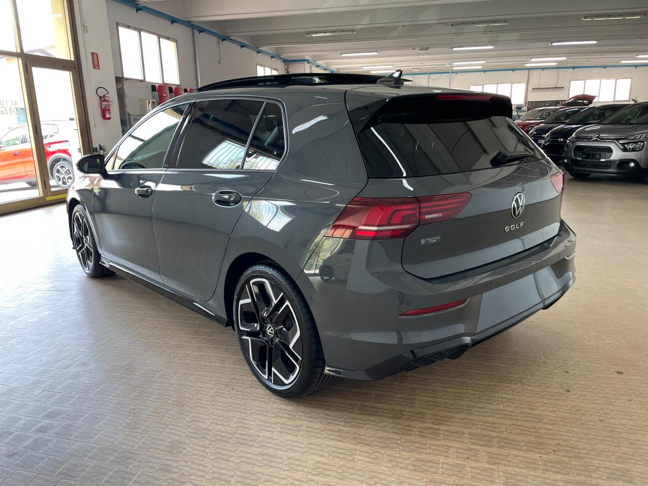 Volkswagen Golf 2.0 TDI 150 CV DSG R-Line Km0 Tetto aprib.