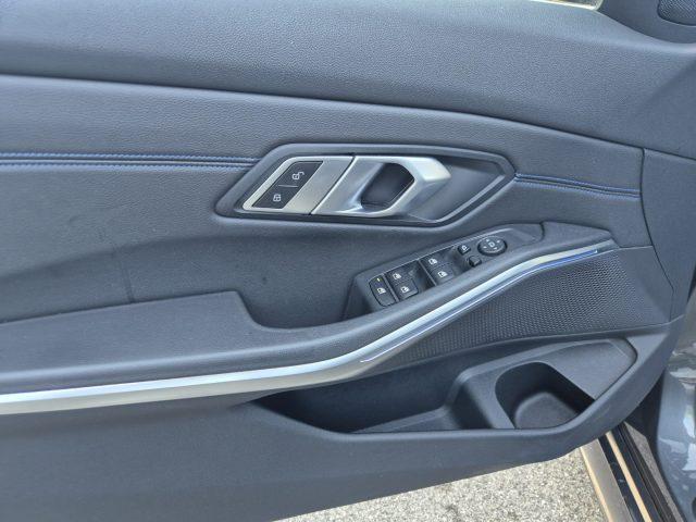 BMW 318 d 48V Auto Msport #BLACK PACK
