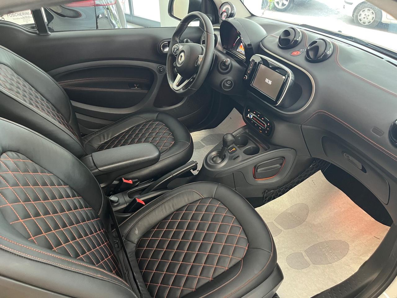 Smart ForTwo 90 0.9 Turbo BRABUS Style URBANRUNNER