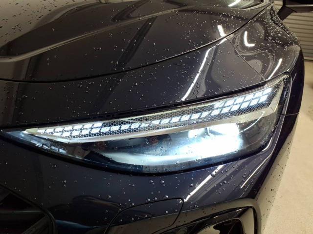 AUDI A6 Avant TDI 150 kW S tronic quattro S line edition.