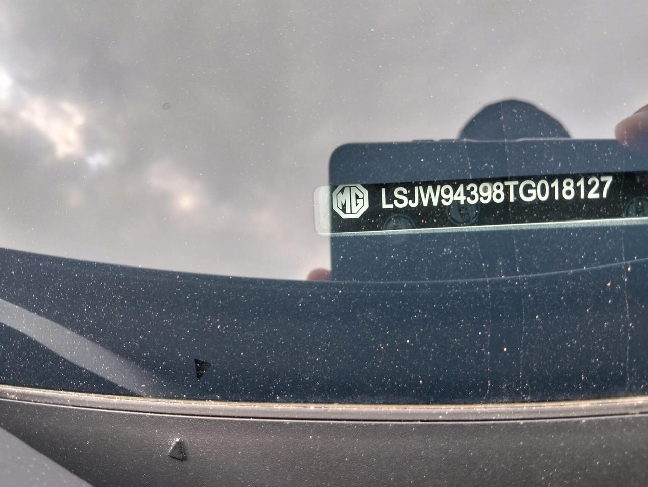 Mg HS HEV Luxury 224CV KM 0 7 ANNI GARANZIA UFFICIALE