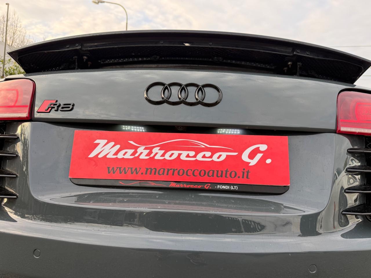 Audi R8 4.2 V8 FSI quattro R tronic