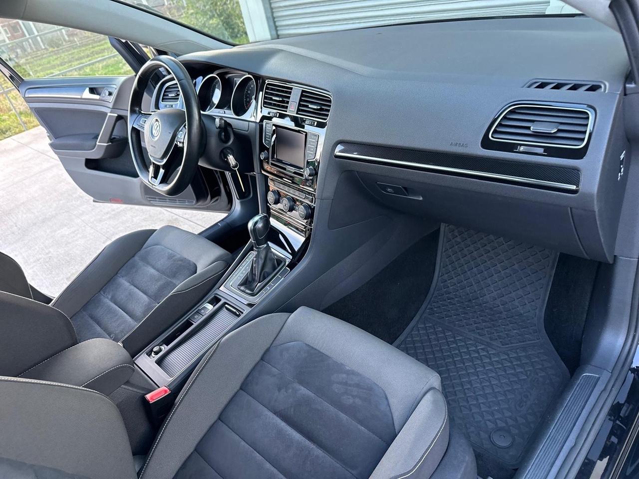 Volkswagen Golf 1.6 TDI DSG 5p. Highline BlueMotion Technology