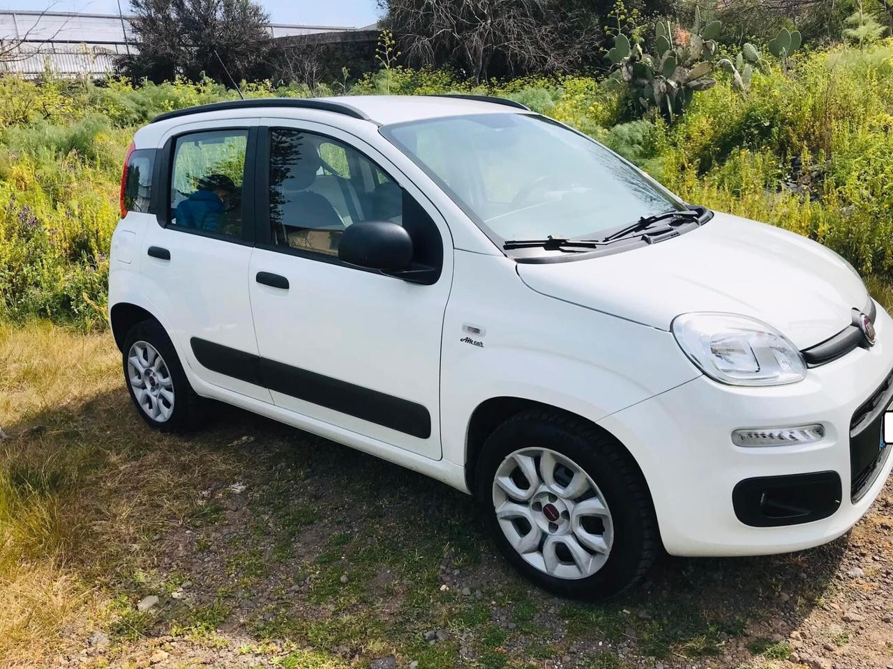 Fiat Panda 900 BASSI COSUMI METANO NUOVA 2015