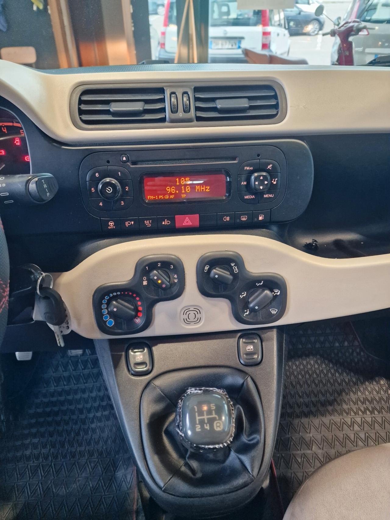 Fiat Panda 0.9 TwinAir Turbo Natural Power Lounge