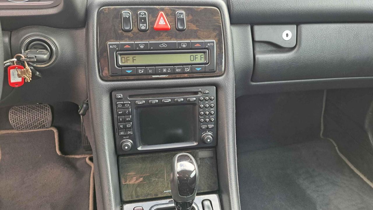 Mercedes-benz CLK 200 Kompressor Cabrio Avantgarde Evo