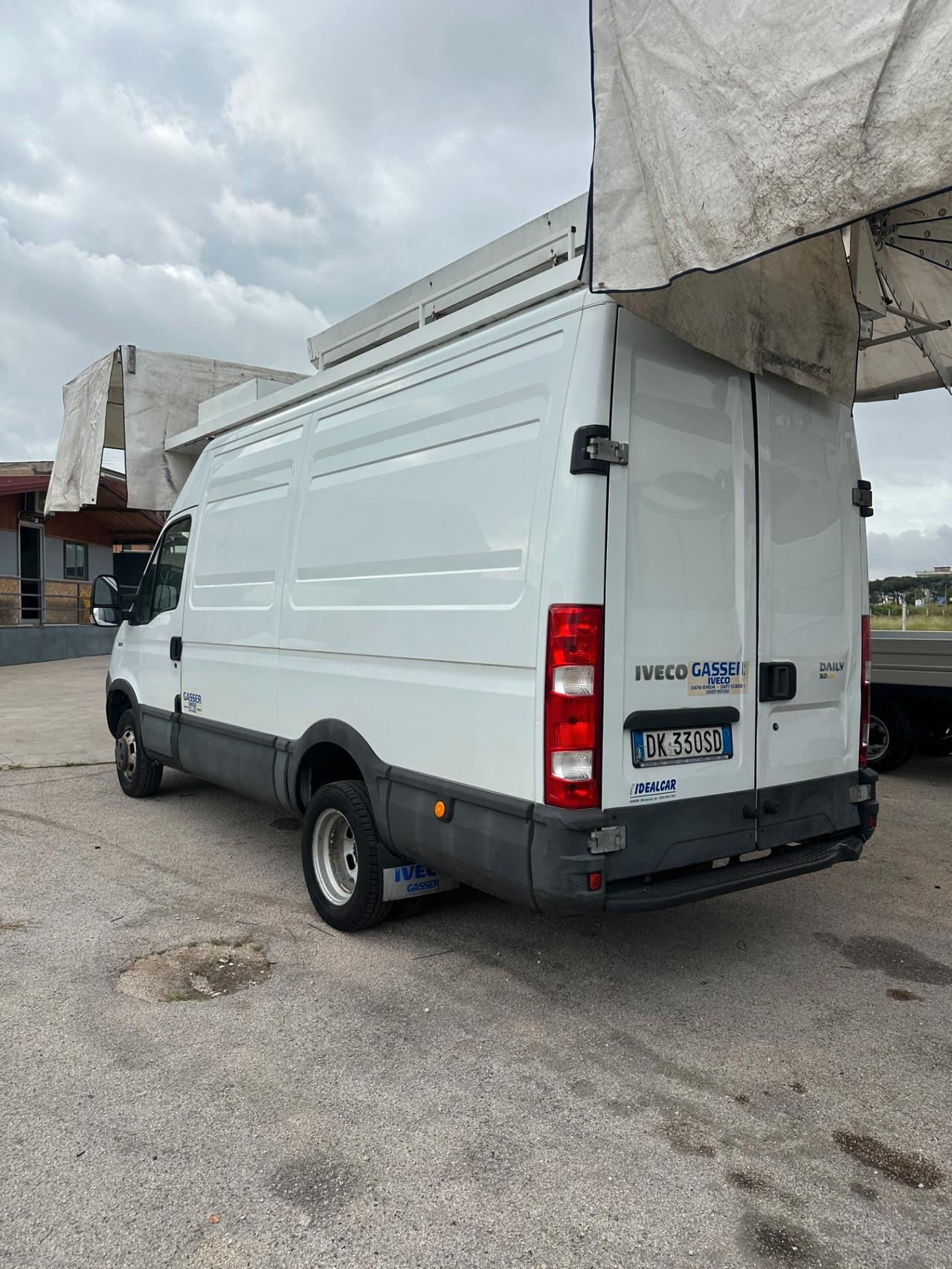 Iveco Daily 35c15 con tendone elettrico senza Atp