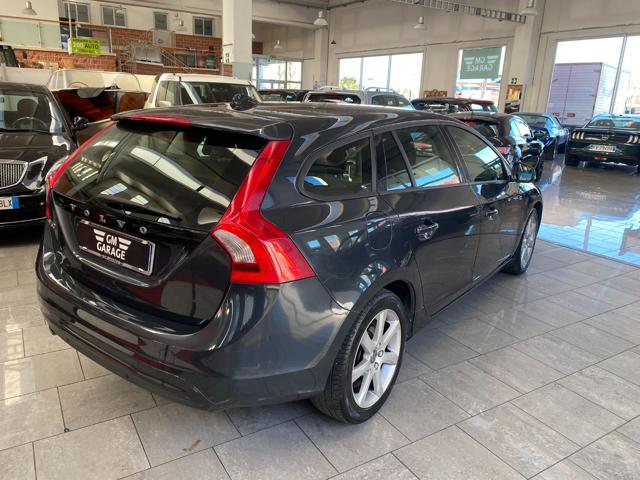 VOLVO V60 D2 Geartronic Kinetic