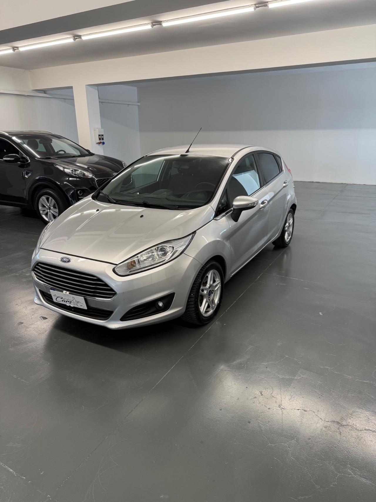 Ford Fiesta 1.5 TDCi 75CV 5 porte Titanium