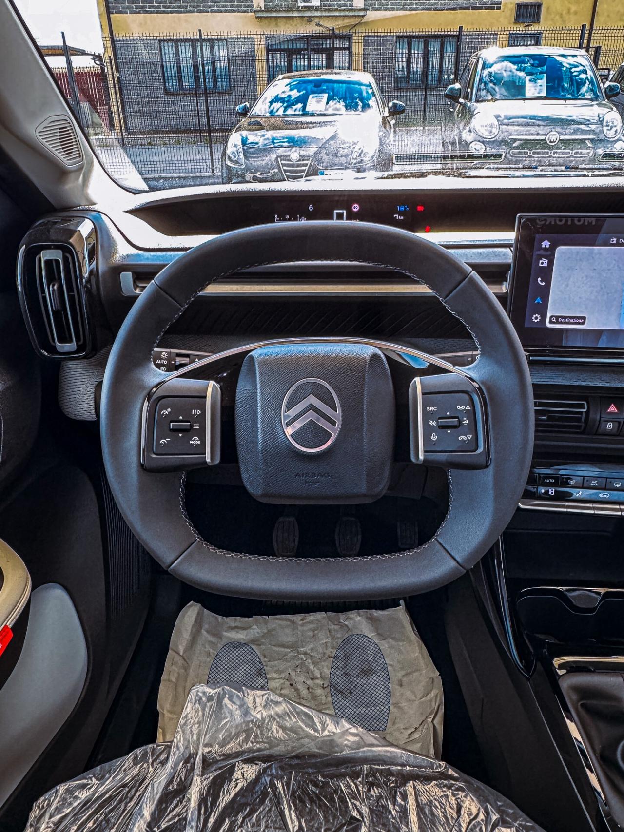 Citroen C3 1.2 turbo 100cv allestimento Max - km0