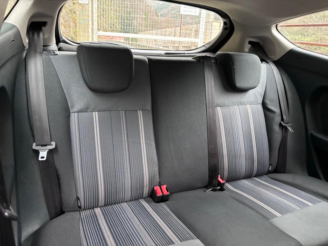 Ford Fiesta 1.2 82CV 3 porte Titanium