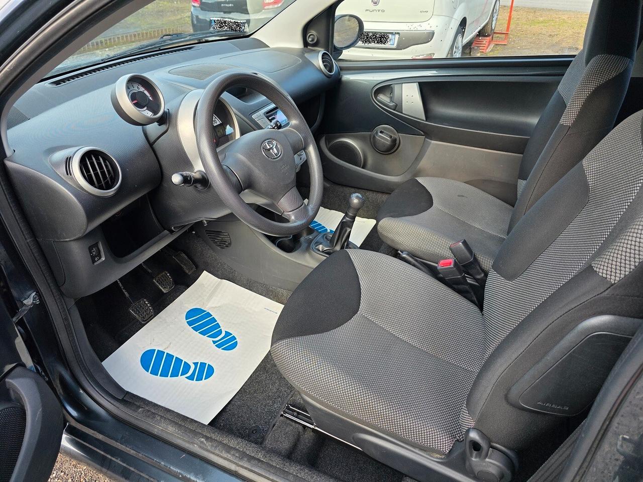 Toyota Aygo 1.0 12V VVT-i NEOPATENTATI