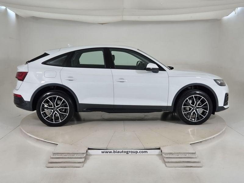 Audi Q5 I 2021 Sportback Sportback 40 2.0 tdi mhev 12V Business Advanced