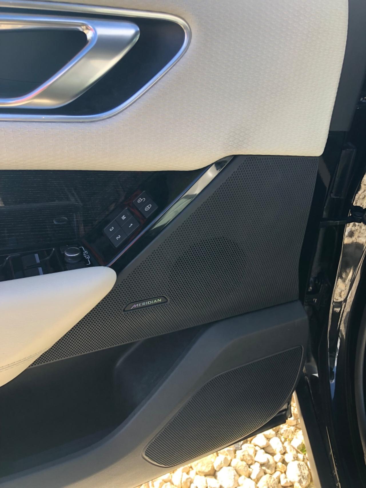 Land Rover Range Velar 2.0D I4 240 CV R-Dynamic HSE