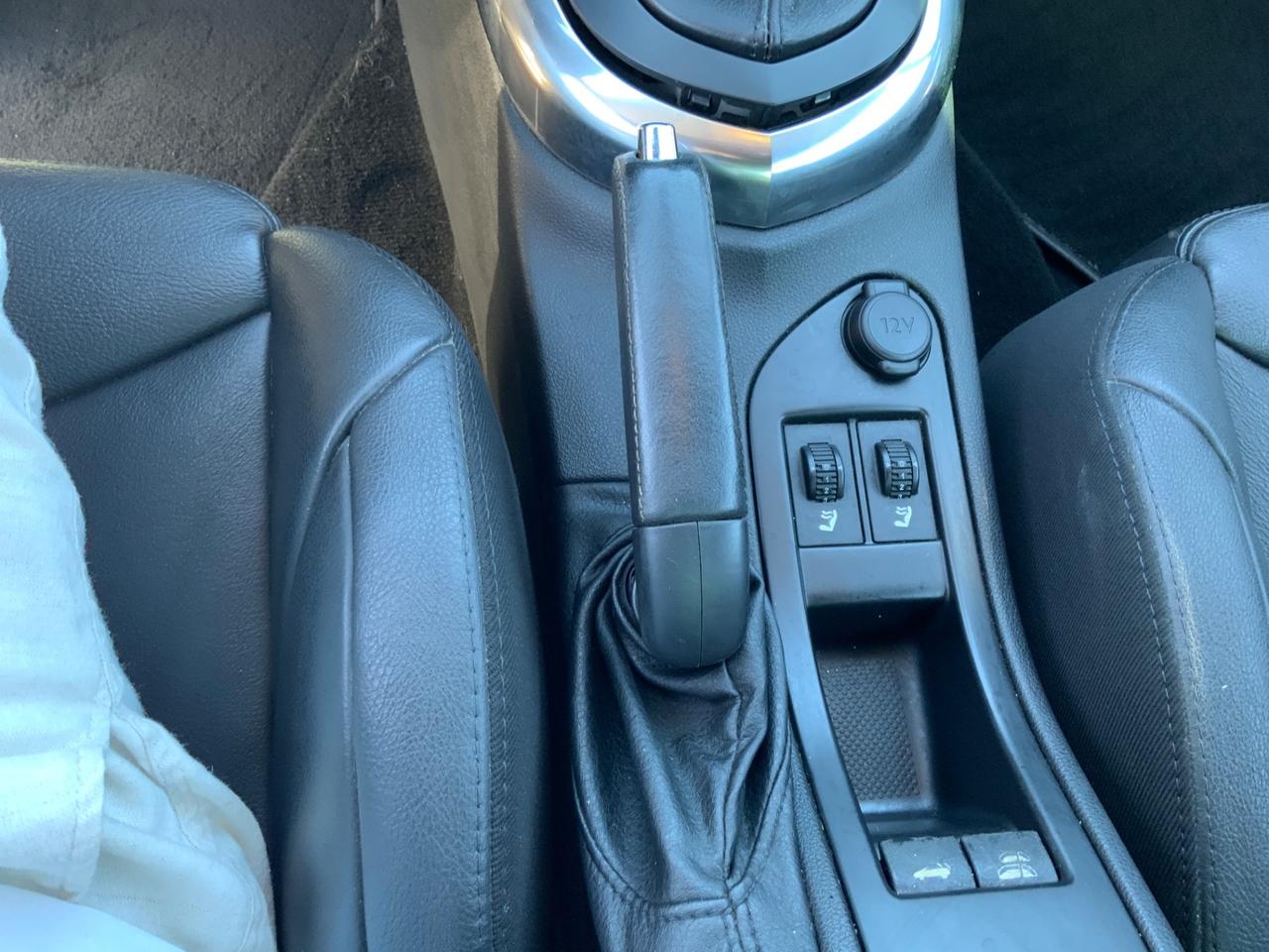 Peugeot 308 2.0 HDi 140CV CC Féline