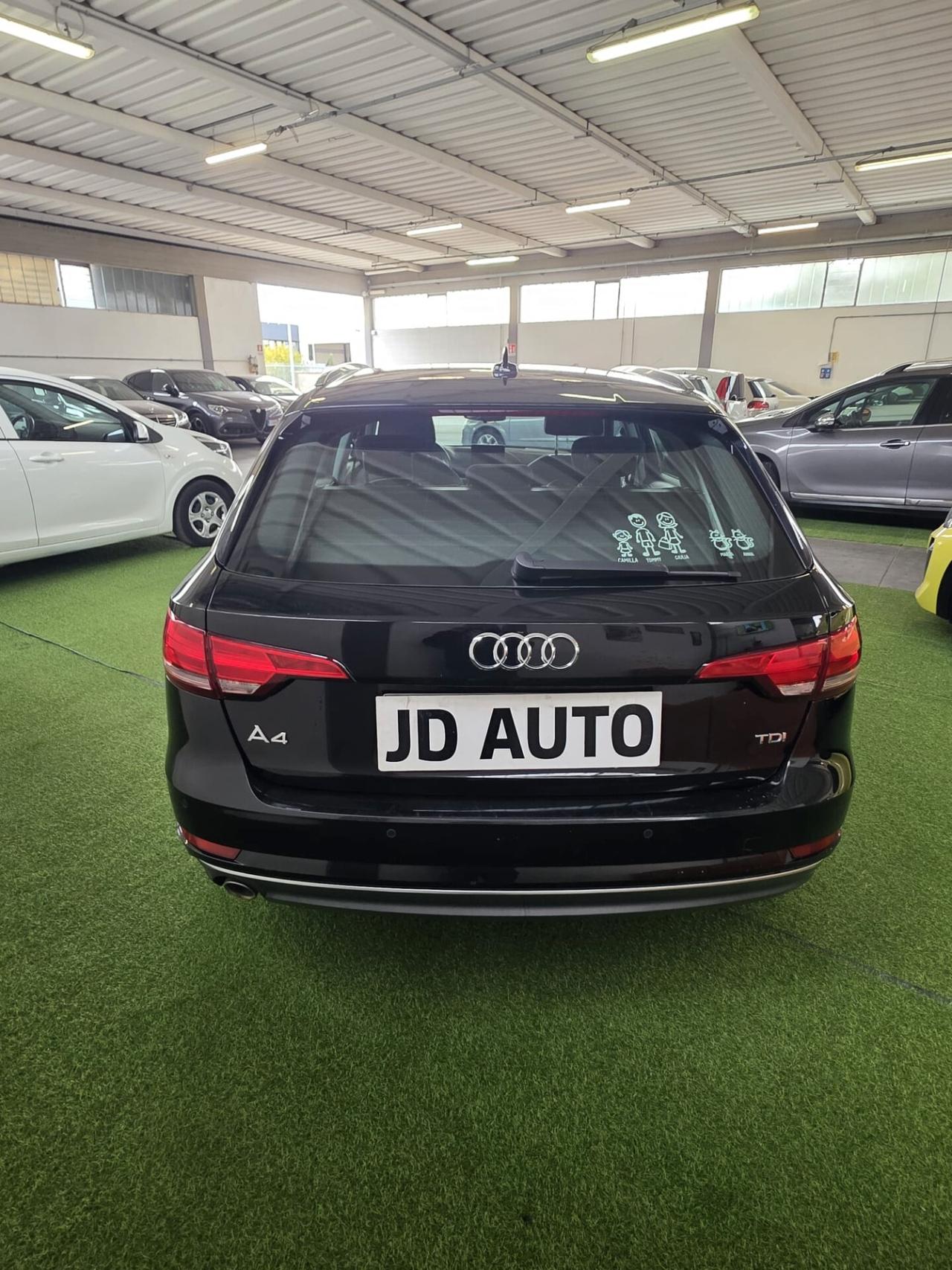 Audi A4 Avant 2.0 TDI 122 CV Business