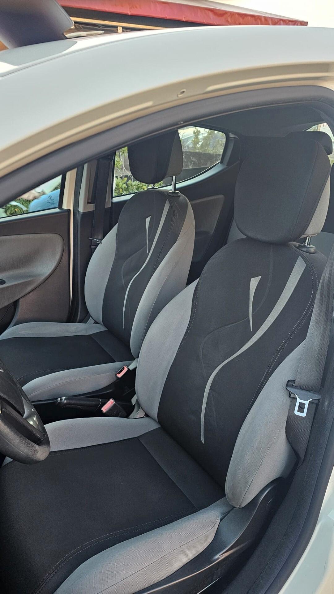 Lancia Ypsilon 1.3 MJT 16V 95 CV 5 porte S&S Elle